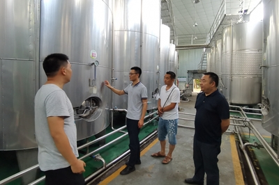 省農(nóng)科院專家來(lái)我縣開(kāi)展科技服務(wù)